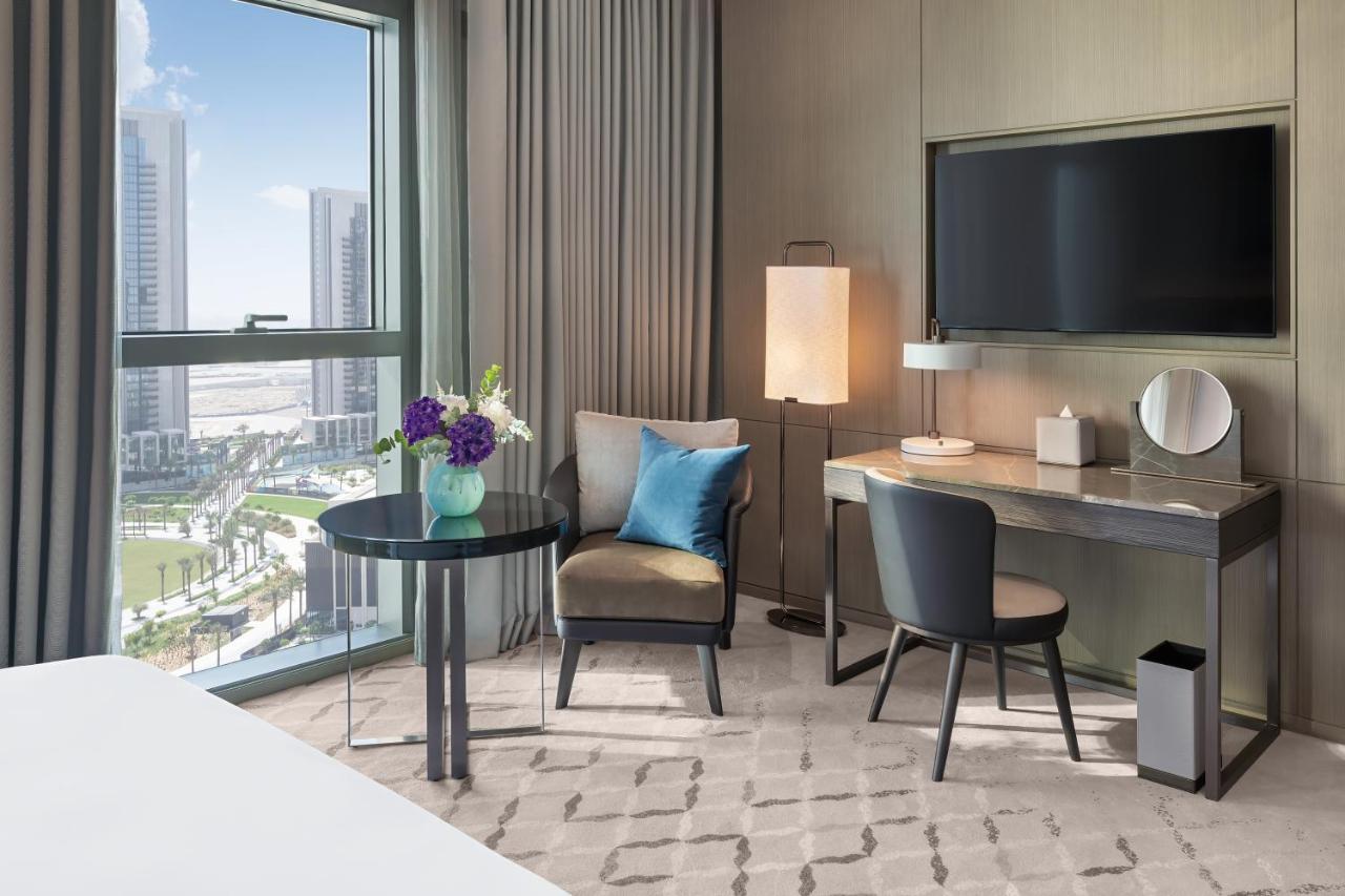 Address Creek Harbour Otel Dubai Dış mekan fotoğraf A guest room at the Westin Dubai